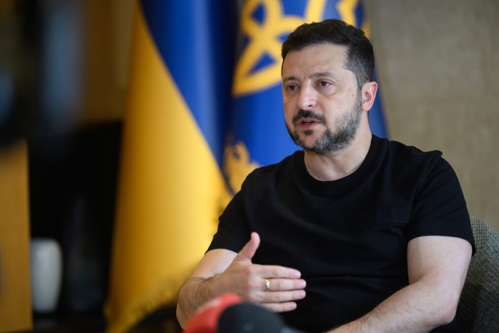 Ρωσικές αεροπορικές επιθέσεις στην Ουκρανία: Πολύνεκρα χτυπήματα σε πολιτικές υποδομές και έκκληση για ενίσχυση της αεράμυνας