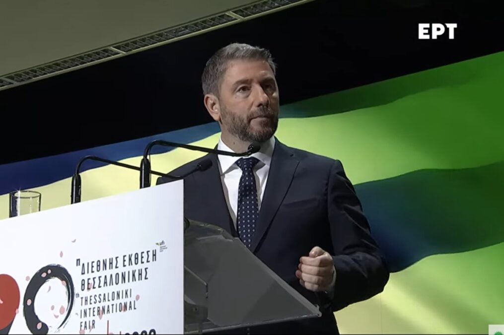 Ανδρουλάκης από ΔΕΘ: Στόχος η πρωτιά του ΠΑΣΟΚ για “πολιτική αλλαγή”, “όχι” σε συγκυβέρνηση με τη ΝΔ – Αιχμές κατά Μητσοτάκη και Τσίπρα