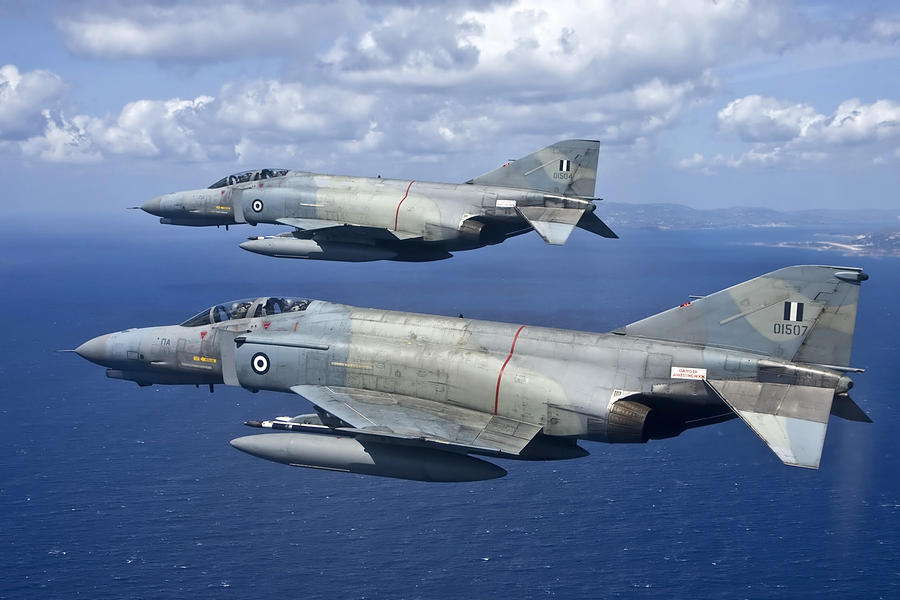 Τραγωδία στην Τανάγρα: Το Phantom είχε υποβληθεί στους προβλεπόμενους τεχνικούς ελέγχους – Τα σενάρια για τη μοιραία πτώση