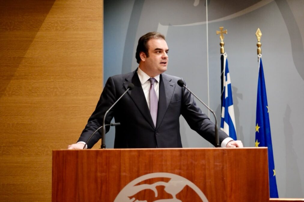 Κυριάκος Πιερρακάκης στο ΕΒΕΑ: «Η στήριξη των επιχειρήσεων είναι σταθερή επιλογή. Προχωρήσαμε σε 23 παρεμβάσεις από το 2019»